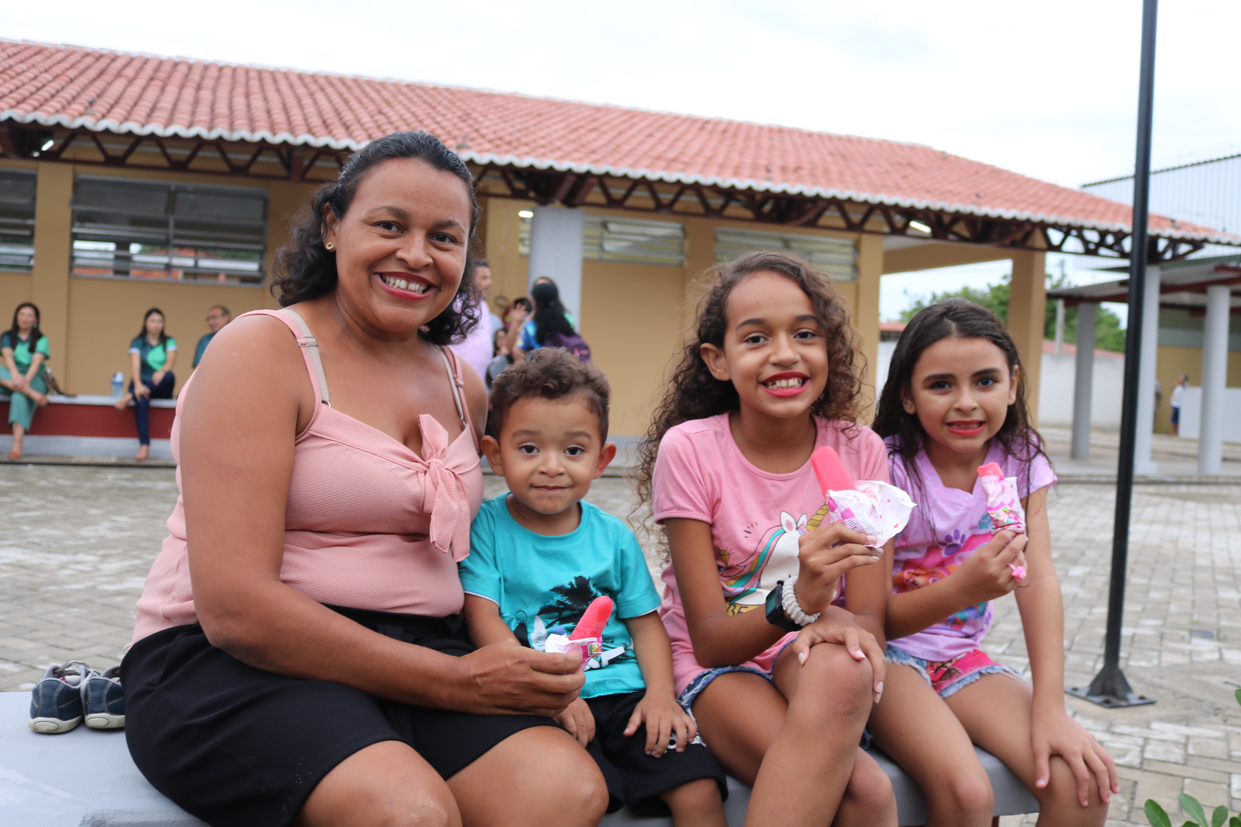 Com grande festa e participação popular, Prefeito Chico César inaugura Escola de Ensino Fundamental Milton Nogueira Neris 3 IMG 4909 - Prefeitura de Horizonte