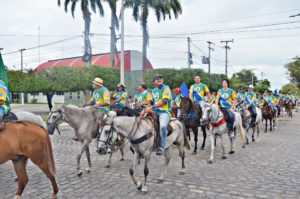 Programação pelo 30º aniversário de Horizonte anima e homenageia horizontinos 8 Cavalgada Benção 2017 71 - Prefeitura de Horizonte