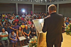 Alegria e reconhecimento marcam a entrega da Comenda 6 de Março de 2017 2 Comenda de Horizonte 2017 141 - Prefeitura de Horizonte