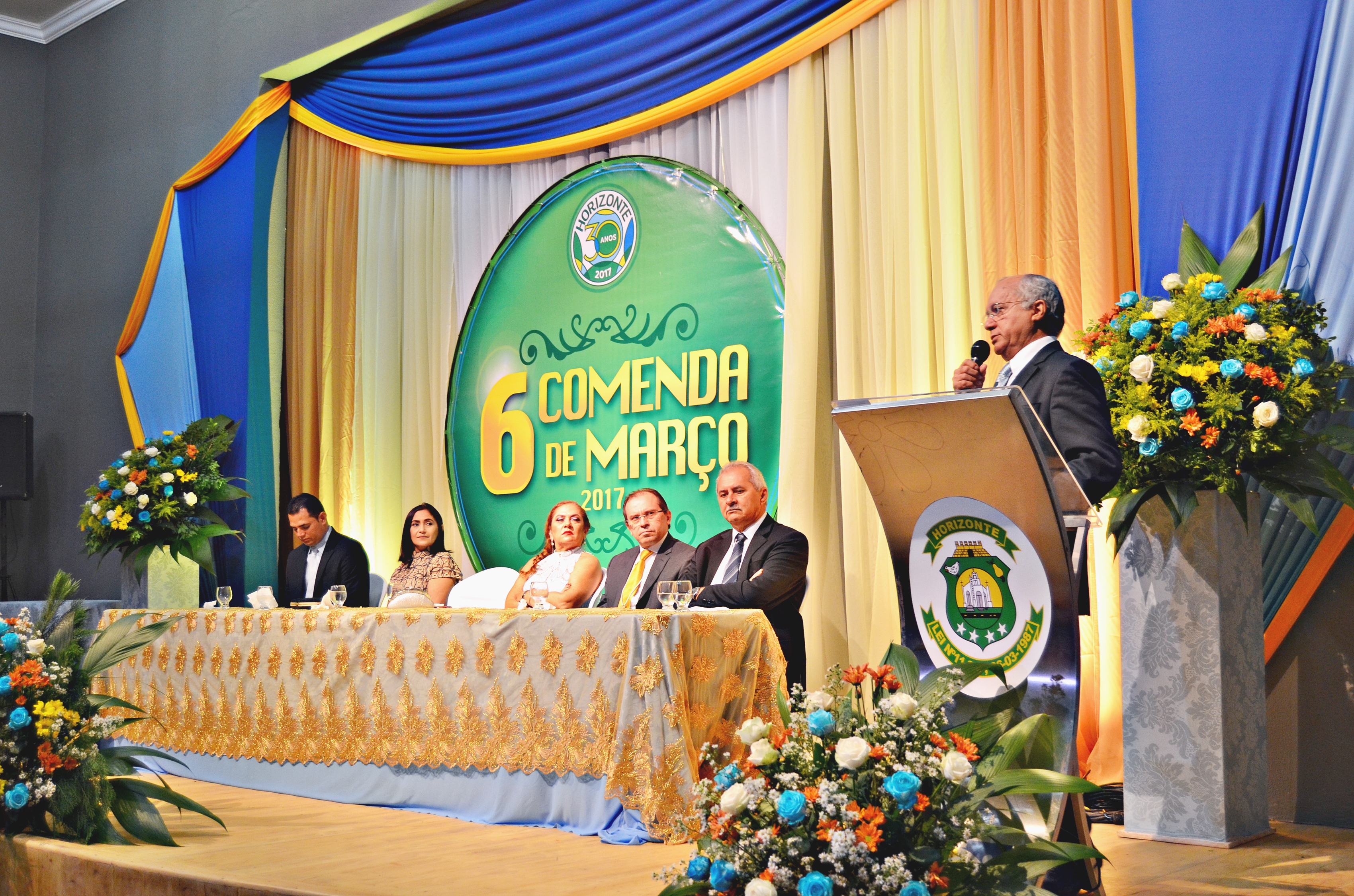 Alegria e reconhecimento marcam a entrega da Comenda 6 de Março de 2017 9 Comenda de Horizonte 2017 145 - Prefeitura de Horizonte