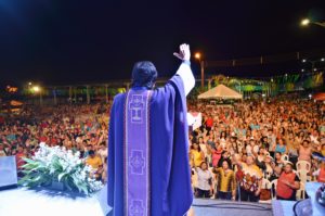 Programação pelo 30º aniversário de Horizonte anima e homenageia horizontinos 11 Noite Católica 49 - Prefeitura de Horizonte