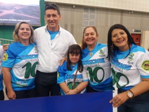 Entrega do Prêmio Escola Nota 10 4 20170622 101036 - Prefeitura de Horizonte