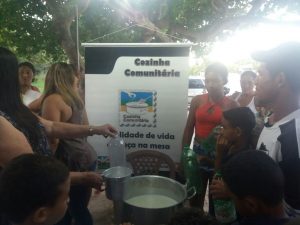 Além do prédio fixo, Cozinha Comunitária passa a funcionar de forma itinerante também 2 WhatsApp Image 2017 07 12 at 21.31.42 - Prefeitura de Horizonte