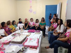 Campanha Outubro Rosa realiza momentos emocionantes com mulheres que enfrentam ou venceram o câncer de mama 6 IMG 20171018 085228667 1 - Prefeitura de Horizonte