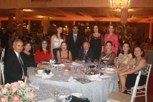 Chico César é homenageado no 30º Prêmio Melhores Prefeitos do Ceará 6 IMG 7006 1 - Prefeitura de Horizonte