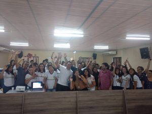 Cerca de 50 representantes de Grêmios Estudantis visitam Câmara Municipal e aprendem a criar um Projeto de Iniciativa Popular 1 IMG 20171110 104528110 - Prefeitura de Horizonte