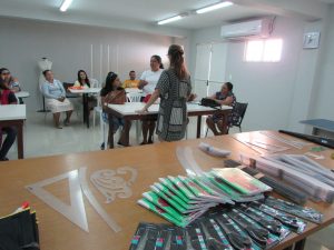 Curso no espaço do trabalhador modelista 2 - Prefeitura de Horizonte