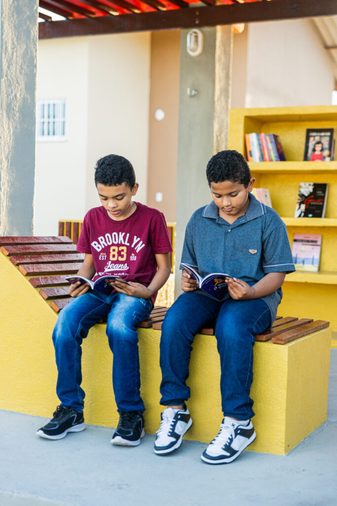 Horizonte recebe a primeira Praça da Leitura do Brasil com acervo literário para a comunidade 1 ENZOSOUZA 19 - Prefeitura de Horizonte