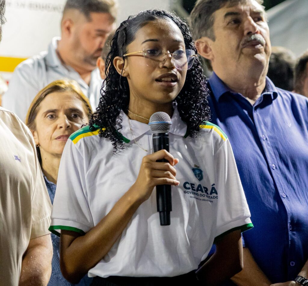 Horizonte inaugura a primeira Escola Quilombola em tempo integral do Ceará 2 WhatsApp Image 2025 08 19 at 09.09.16 scaled e1755606552643 - Prefeitura de Horizonte